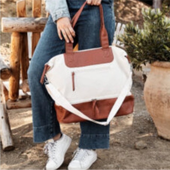 Graf Lantz Canvas Weekender Tote - Picture 3 of 8